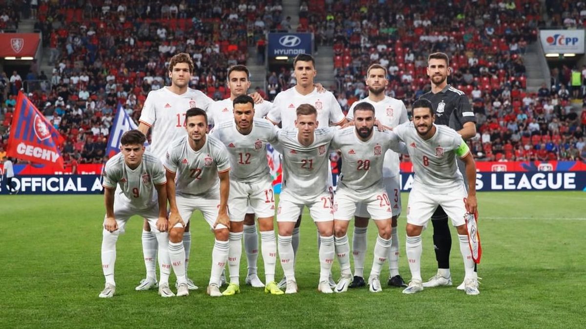 teamfoto voor Spanje